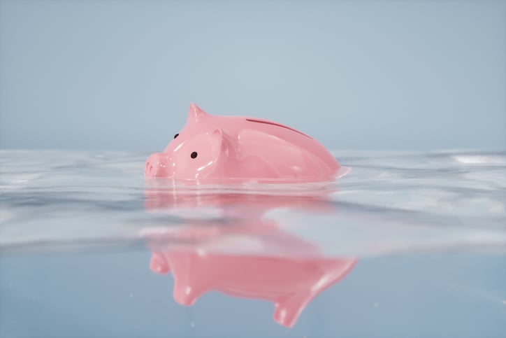 2025 finanical risk.jpg
