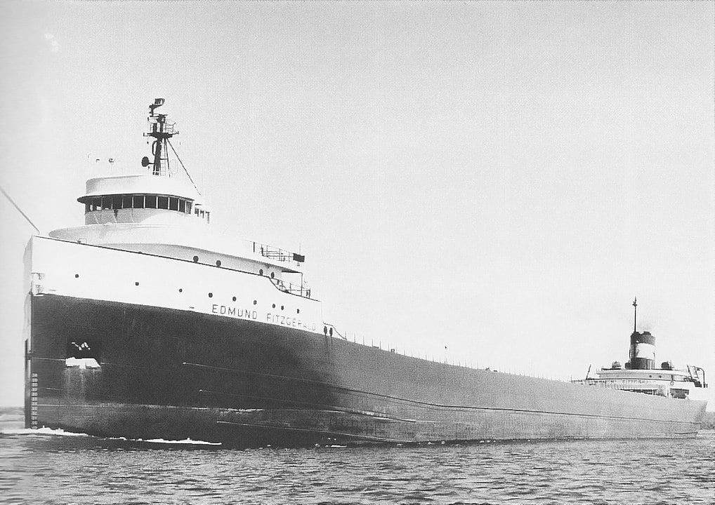 Edmund_Fitzgerald-USACE.jpg